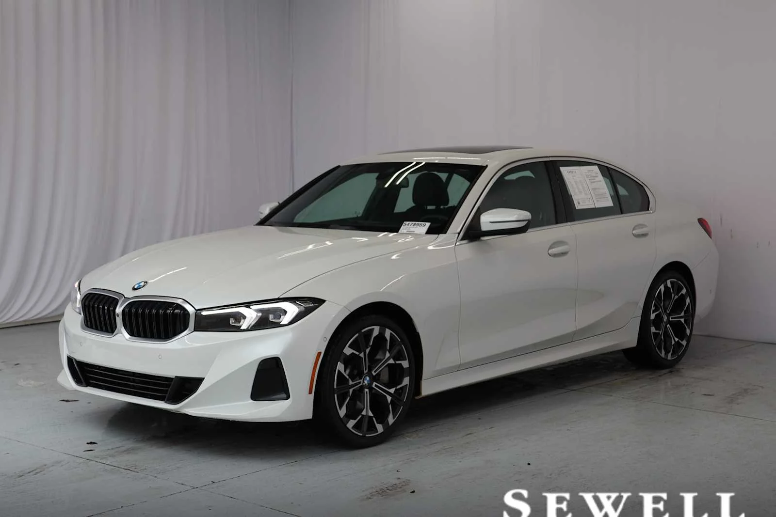 2025 BMW 330i 330i