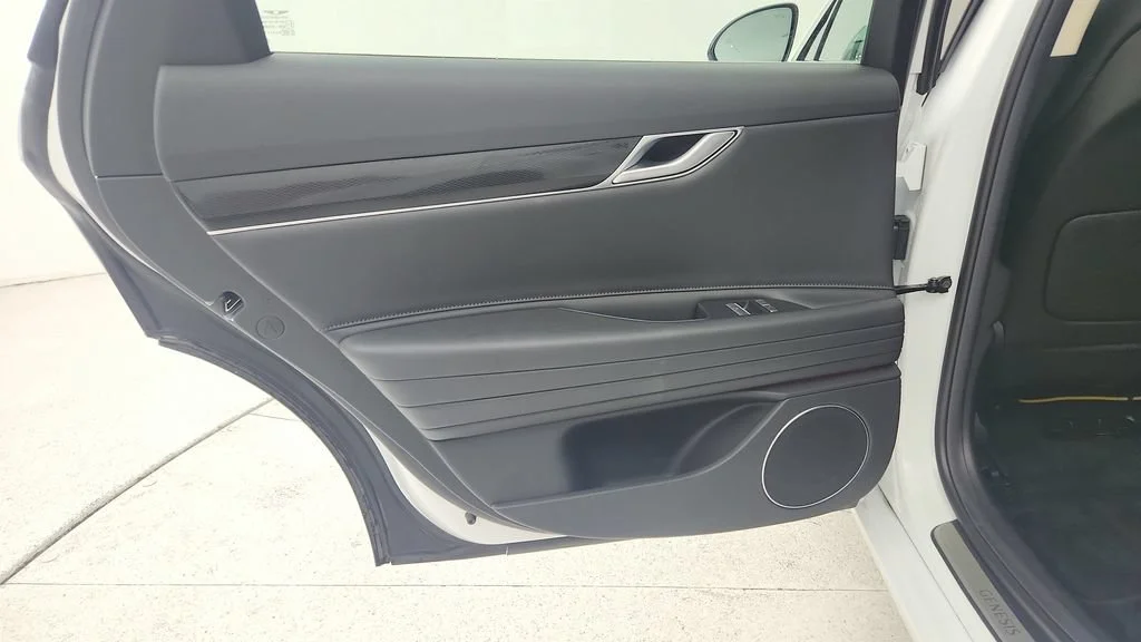 Used 2026  Genesis 2.5T image 26