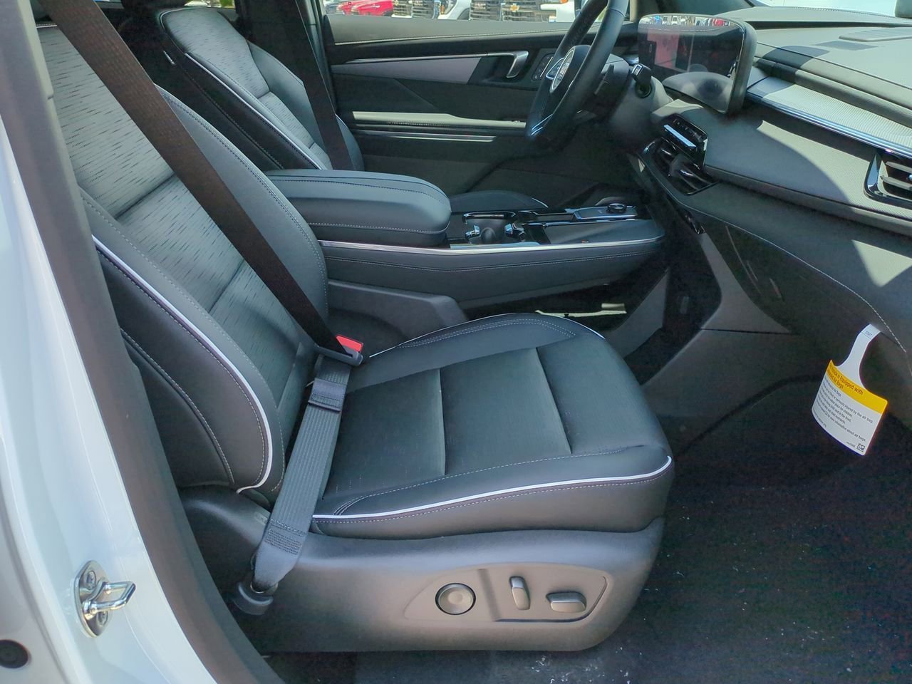 2026 Buick Enclave Sport Touring - Photo 28