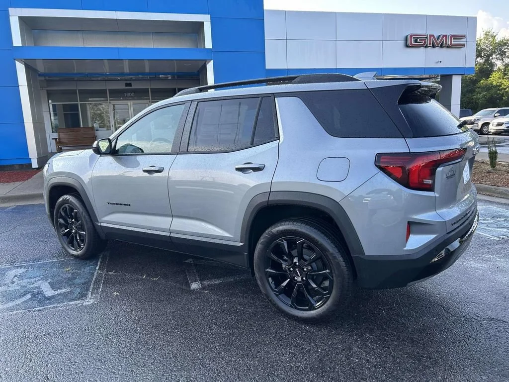 New 2027 Sterling Metallic GMC Elevation image 6