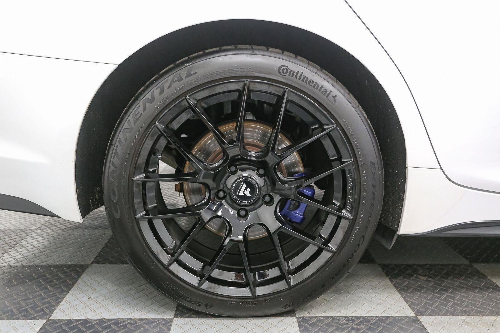 Used 2022 Summit White Cadillac VSERIES image 18