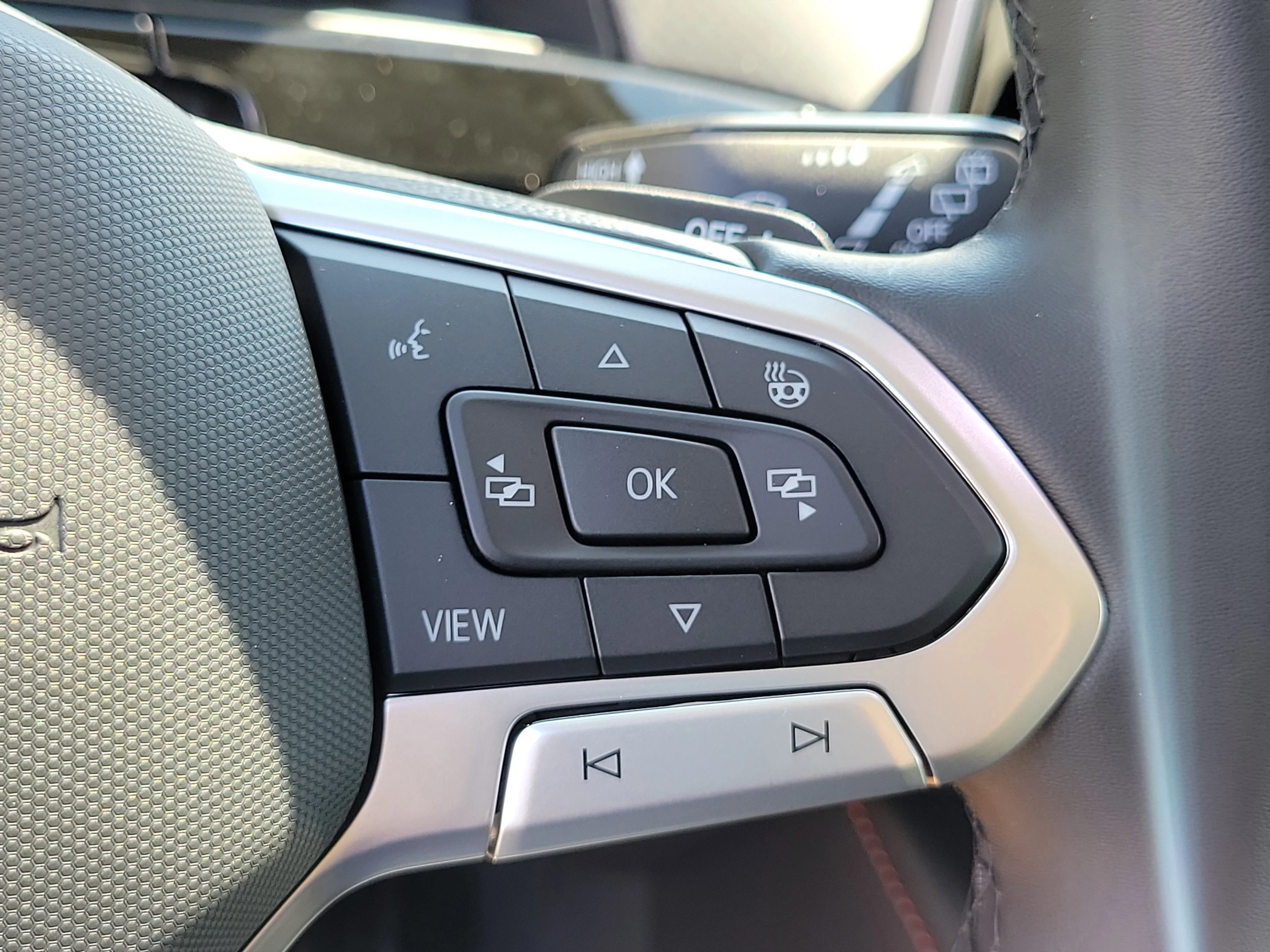 New 2026 White Volkswagen Peak Edition image 26