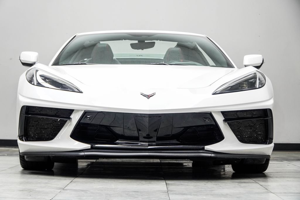 Used 2023 White Chevrolet Stingray image 11