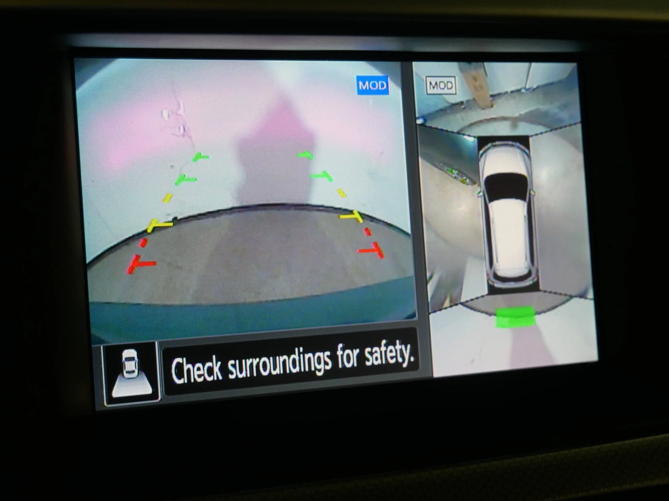 Used 2018 Magnetic Black Nissan SL image 32