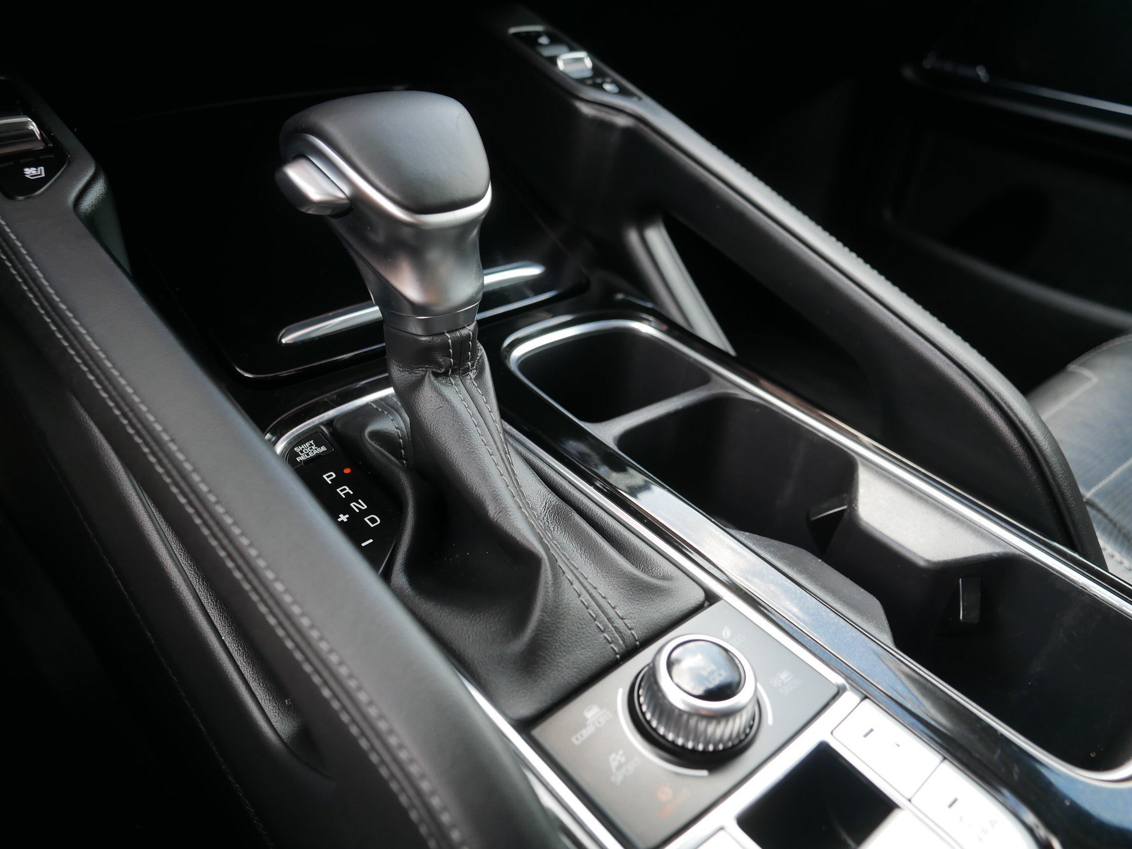 Used 2022 Black Copper Kia SX image 24
