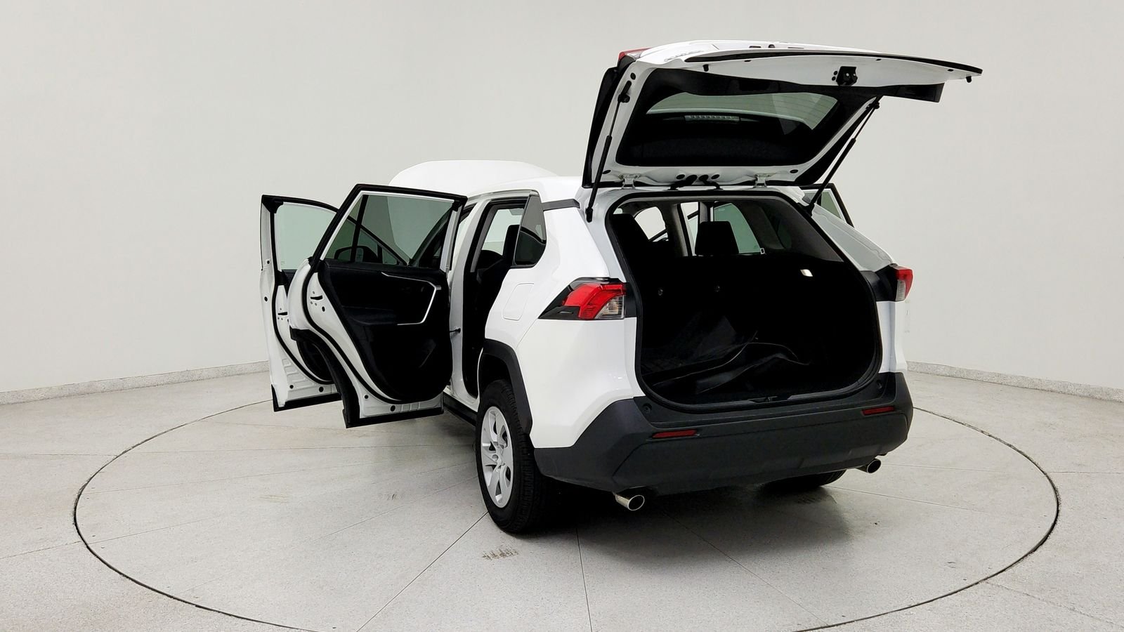 Used 2025 White Toyota LE image 13