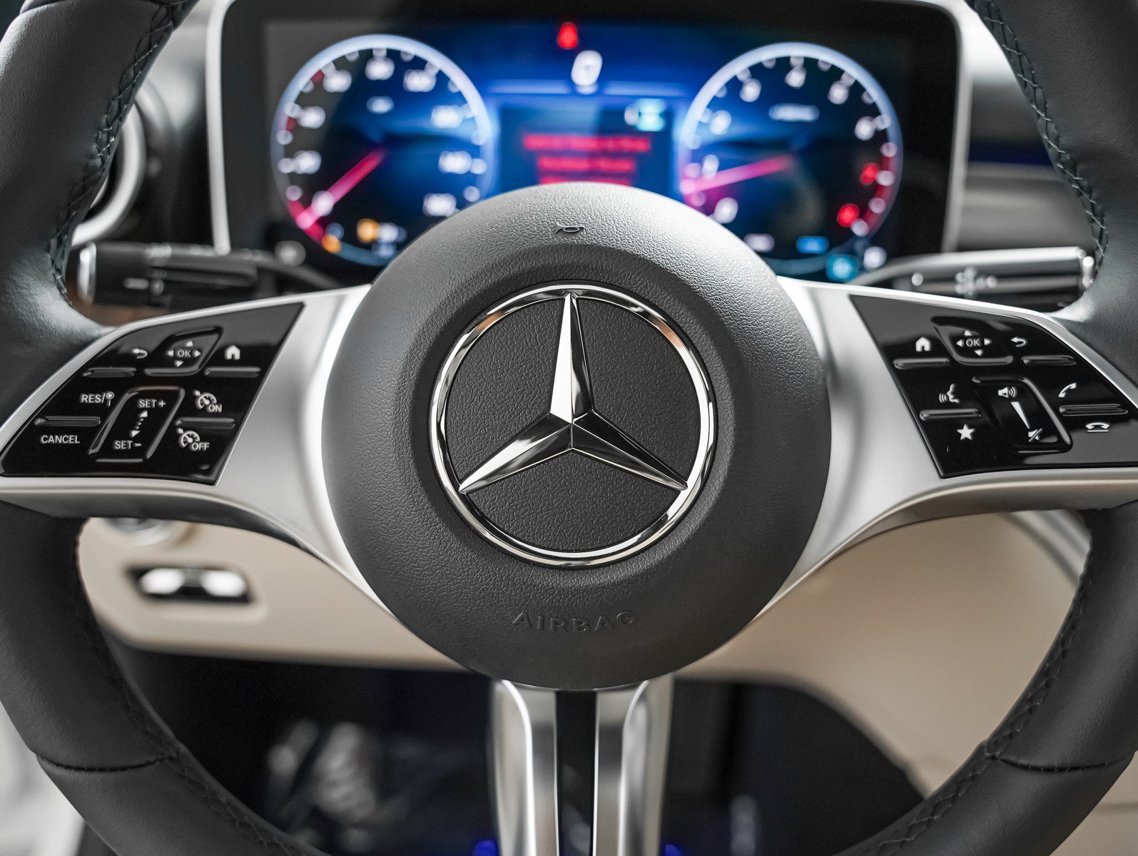 New 2026 Polar White Mercedes-Benz C 300 image 12