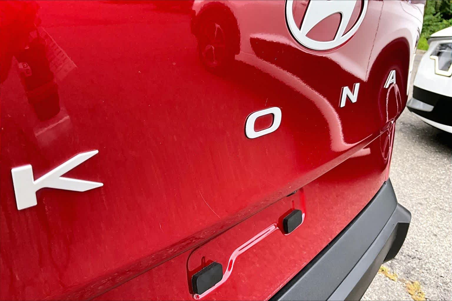 Used 2024 Ultimate Red Metallic Hyundai SEL image 10