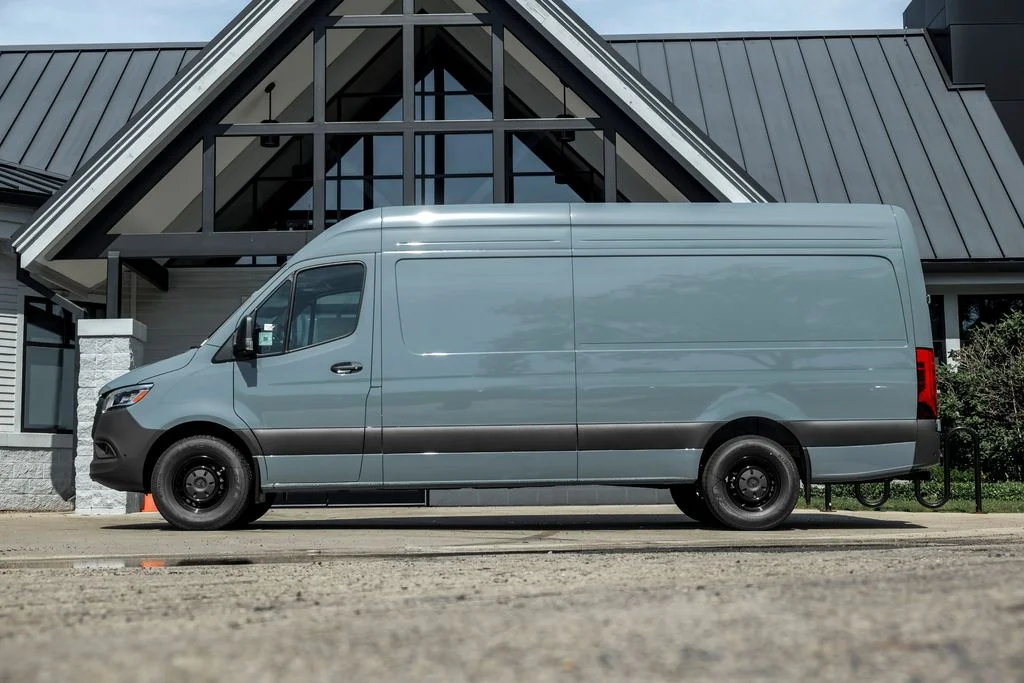 New 2026 Blue Gray Mercedes-Benz Cargo 170 WB image 3