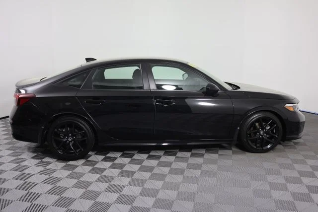 Used 2025 Black Honda Sport image 9