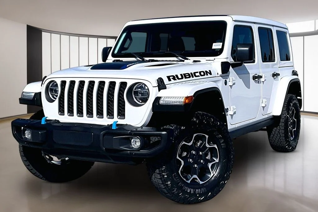 Used 2022 White Jeep Unlimited Rubicon 4xe image 1