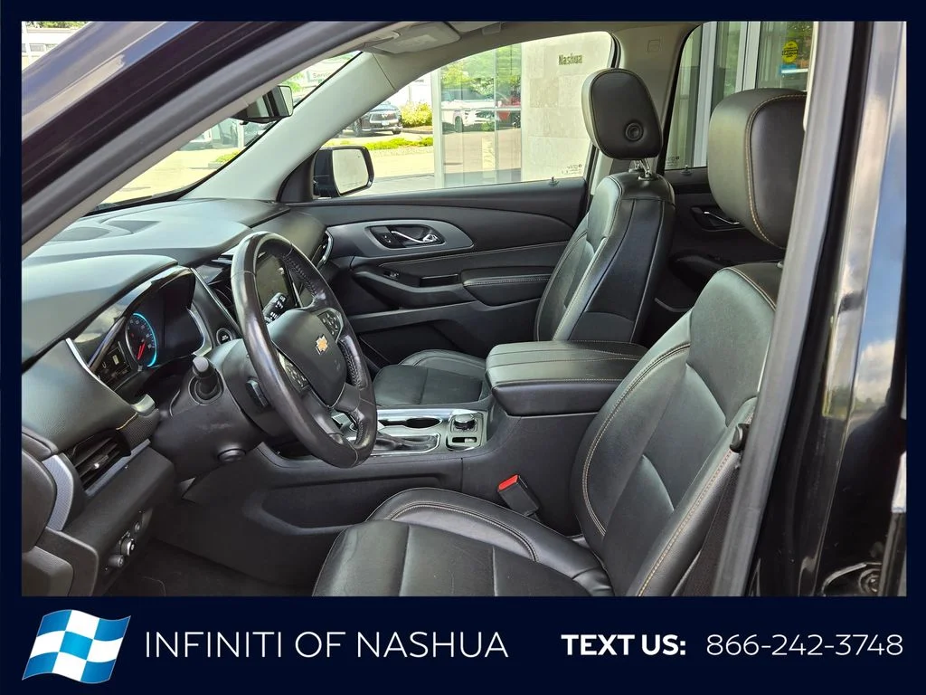 Used 2019 Black Chevrolet Premier image 4