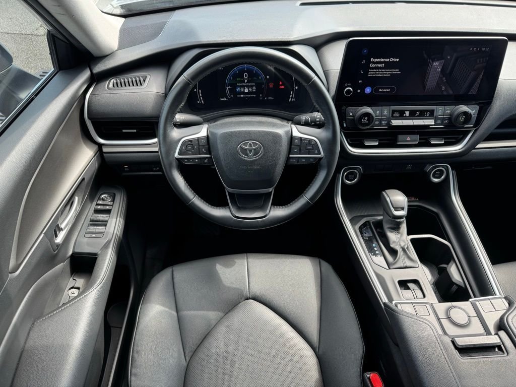 Used 2024 Silver Toyota XLE image 24