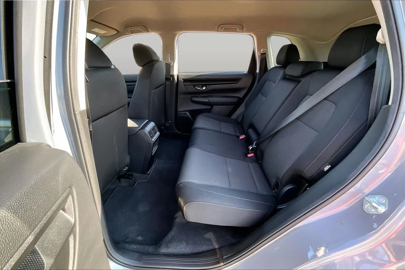 Used 2025 Urban Gray Pearl Honda LX image 18