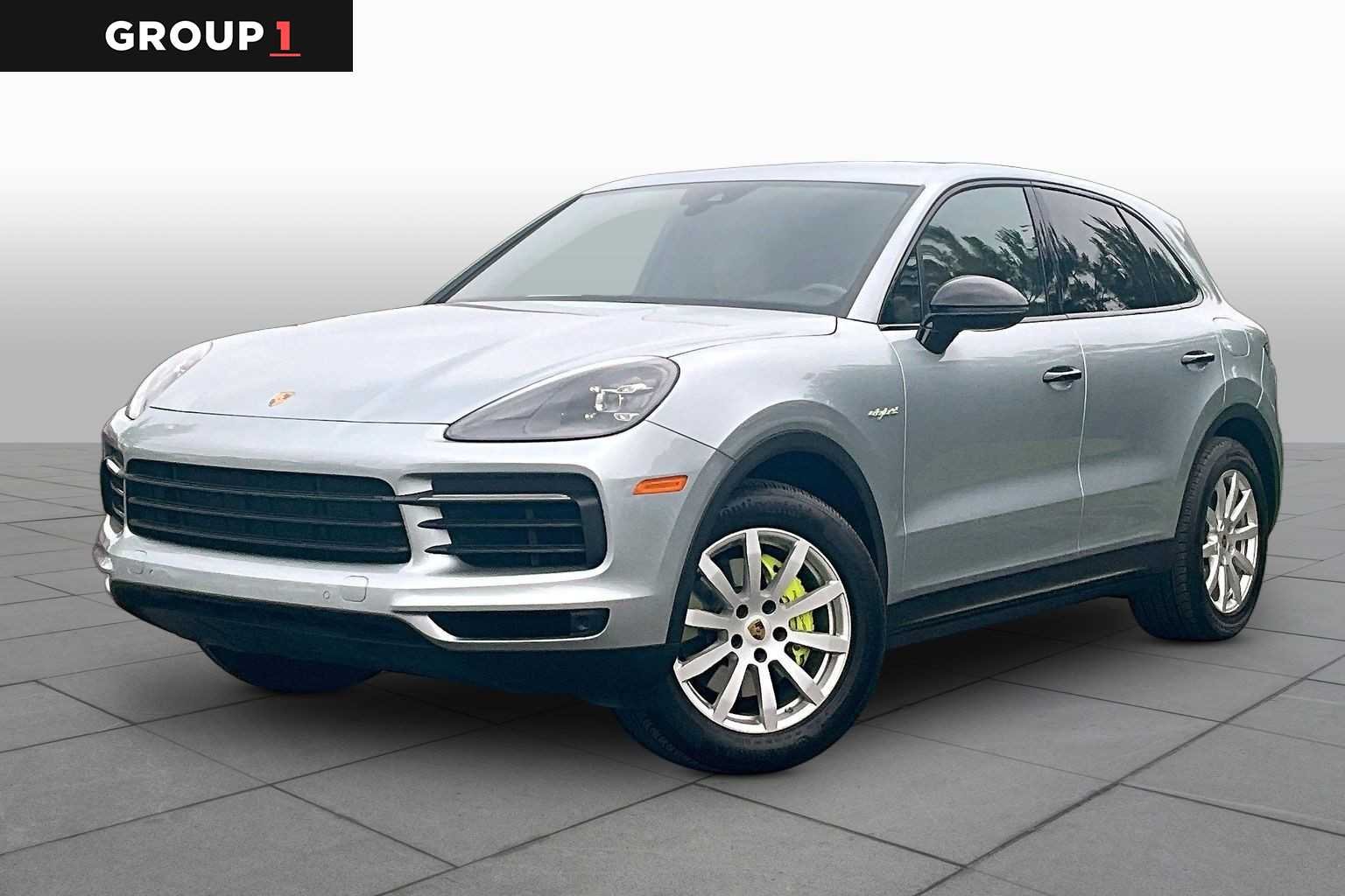 2022 Porsche Cayenne E-Hybrid's photo
