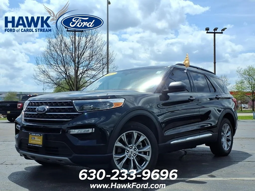 Certified Used 2023 Black Metallic Ford XLT image 3