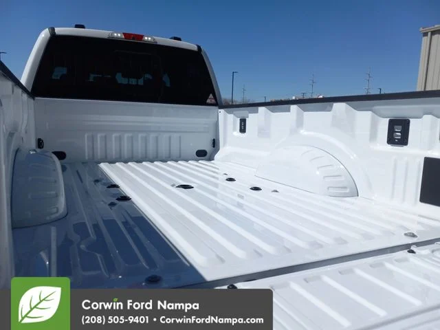 New 2026 Oxford White Ford Lariat image 29