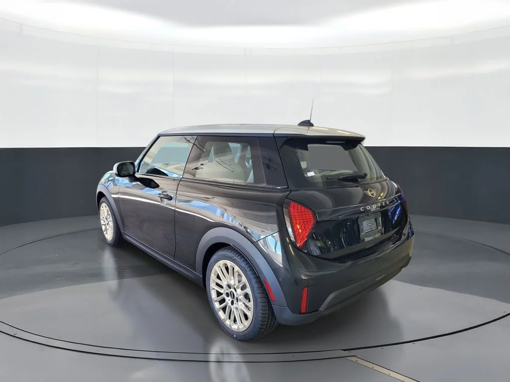 Used 2026 Black MINI  image 4