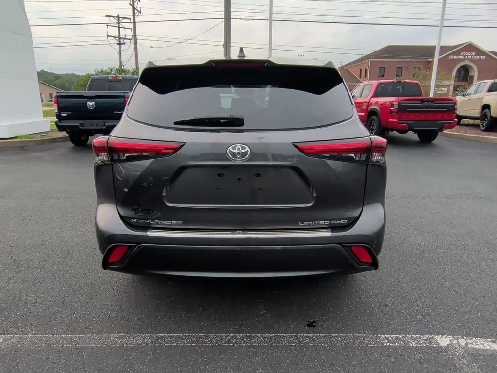 Used 2020 Gray Toyota Limited image 7
