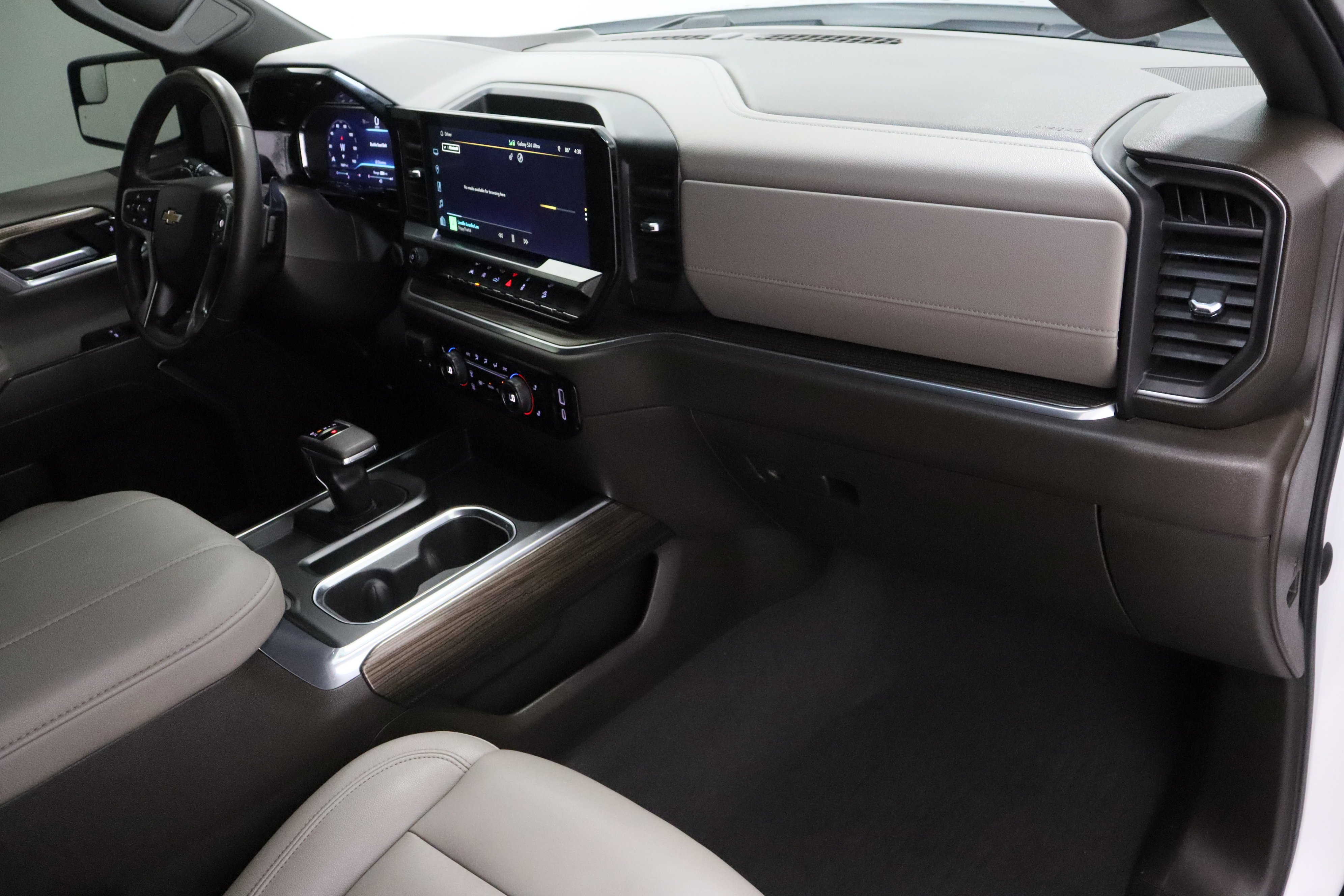 Used 2023 Black Chevrolet LT 5.3L image 38