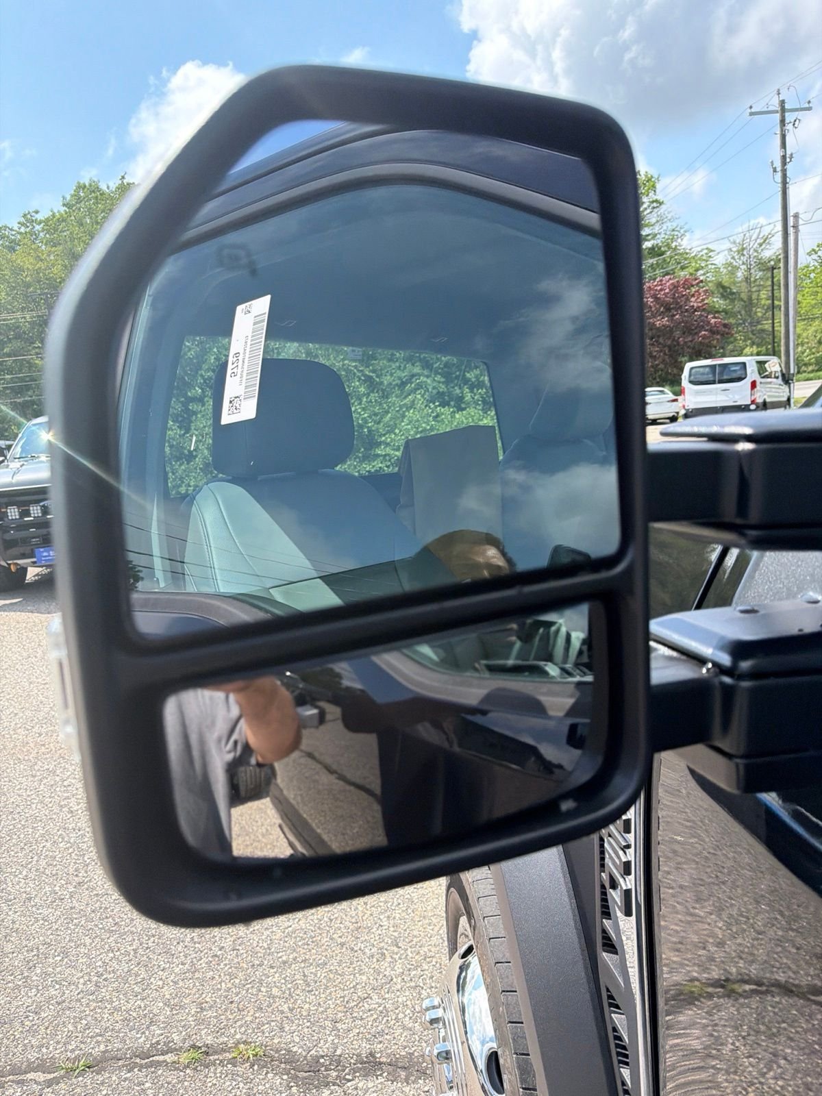 New 2026 Agate Black Metallic Ford F-550® XL image 12