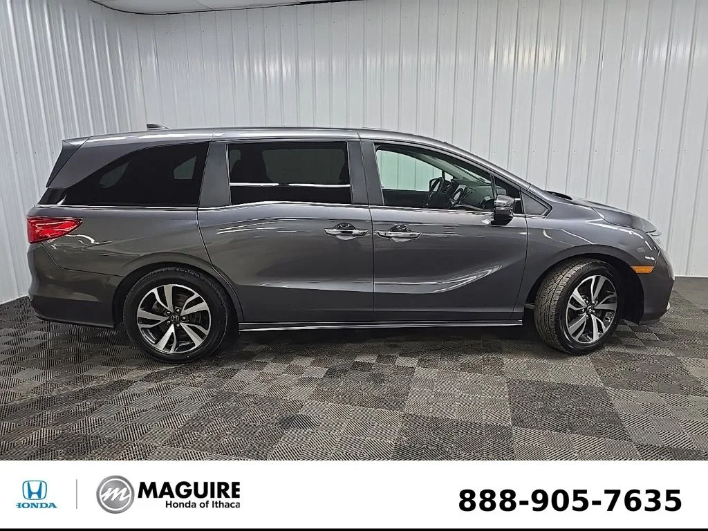 Used 2024 Gray Honda Touring image 2