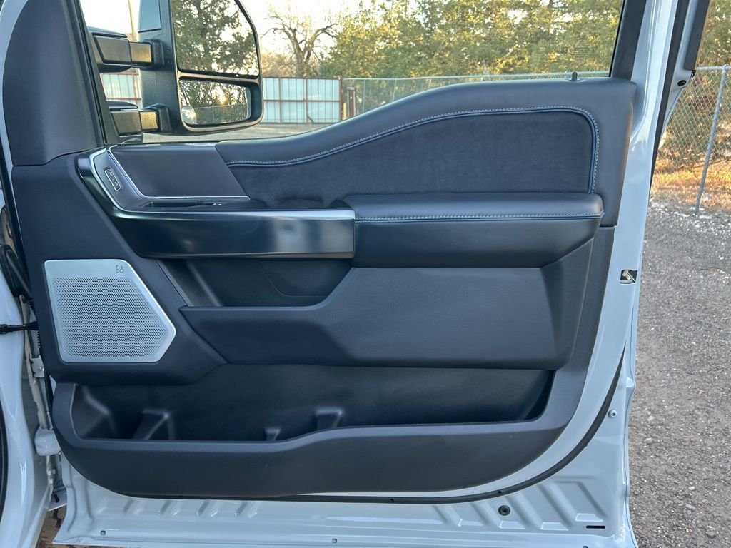 New 2026 Avalanche Ford Platinum image 47