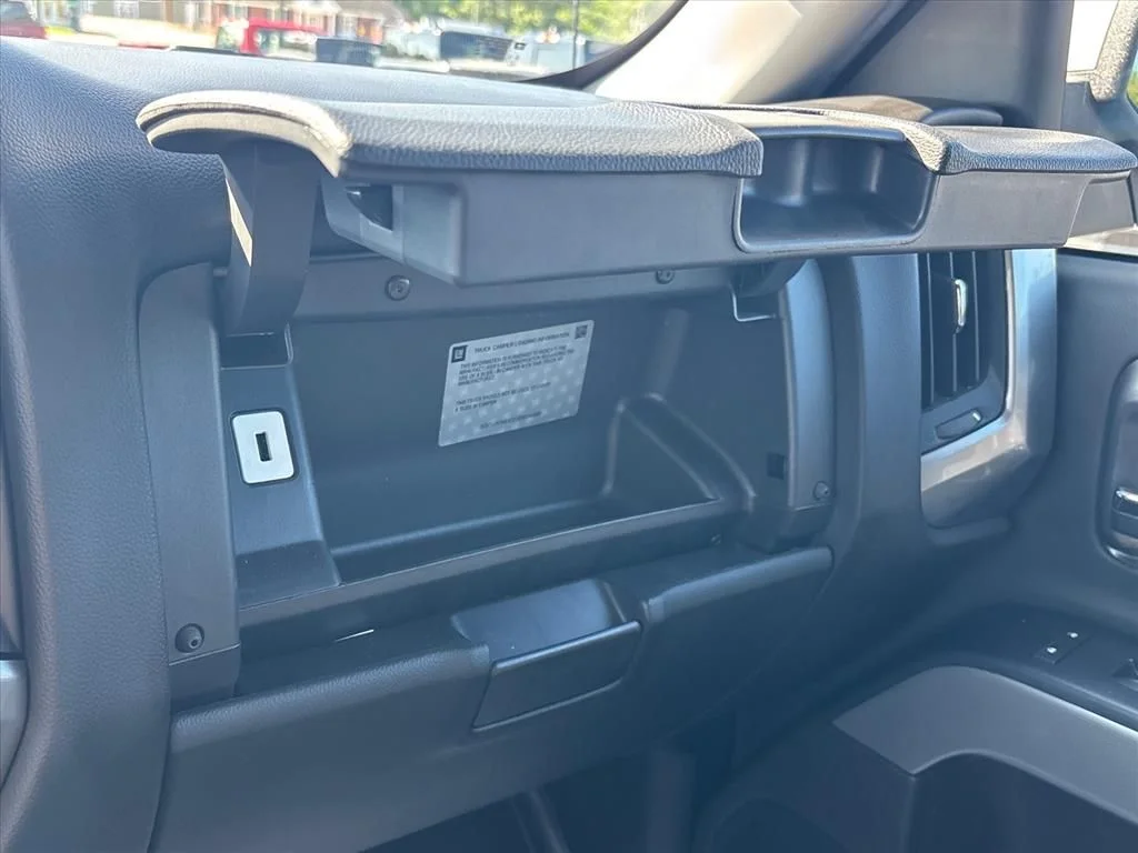 Used 2018 Beige Chevrolet LT image 35