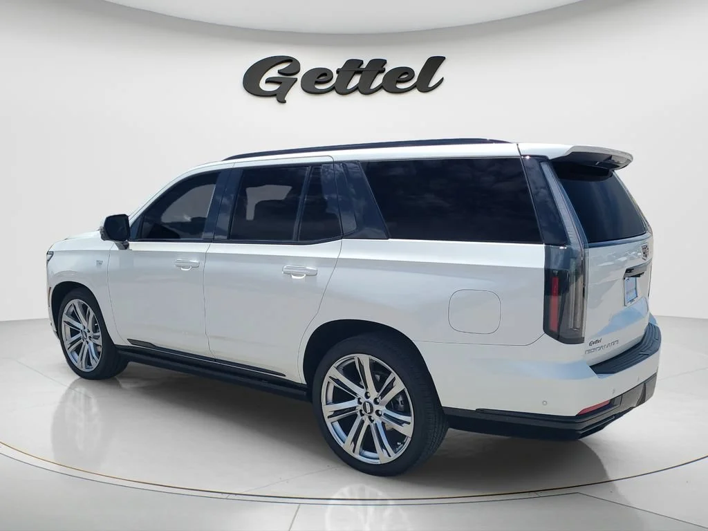 Used 2025 Crystal White Tricoat Cadillac Sport Platinum image 7