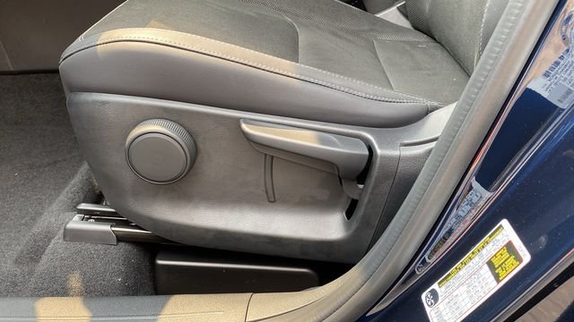 New 2026 Navy Blue Mica Mazda 2.5 S Select AWD image 17