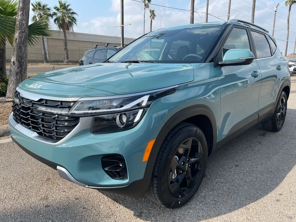 New 2026 Blue Kia EX image 3