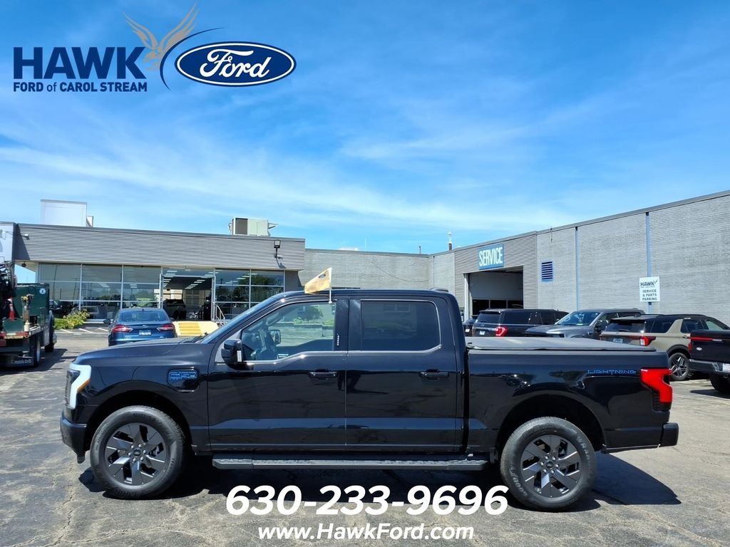 Used 2025 Black Ford Lariat image 4