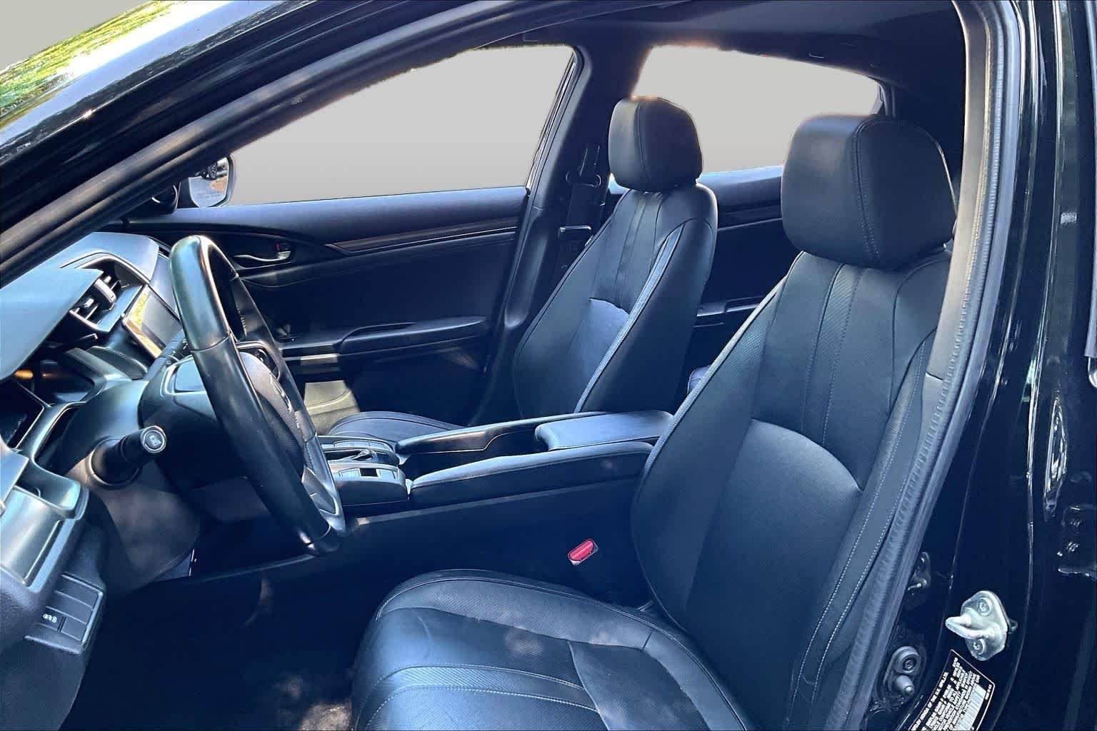Certified Used 2018 Crystal Black Pearl Honda EX-L Navi image 8
