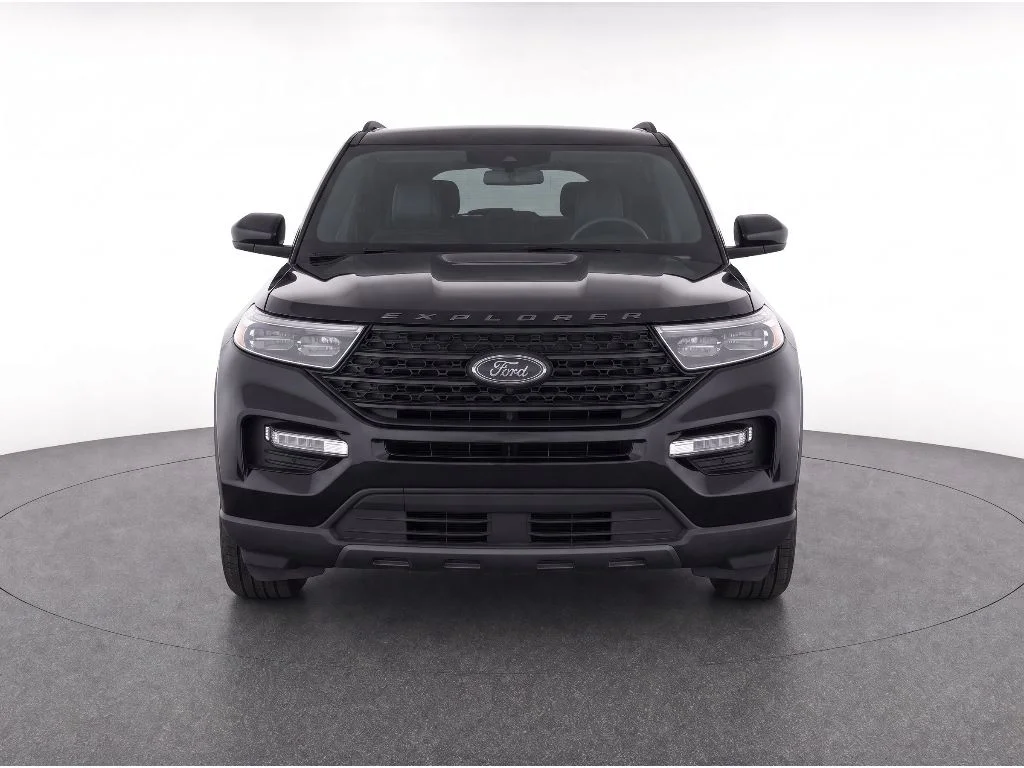 Used 2023 Agate Black Ford XLT image 5