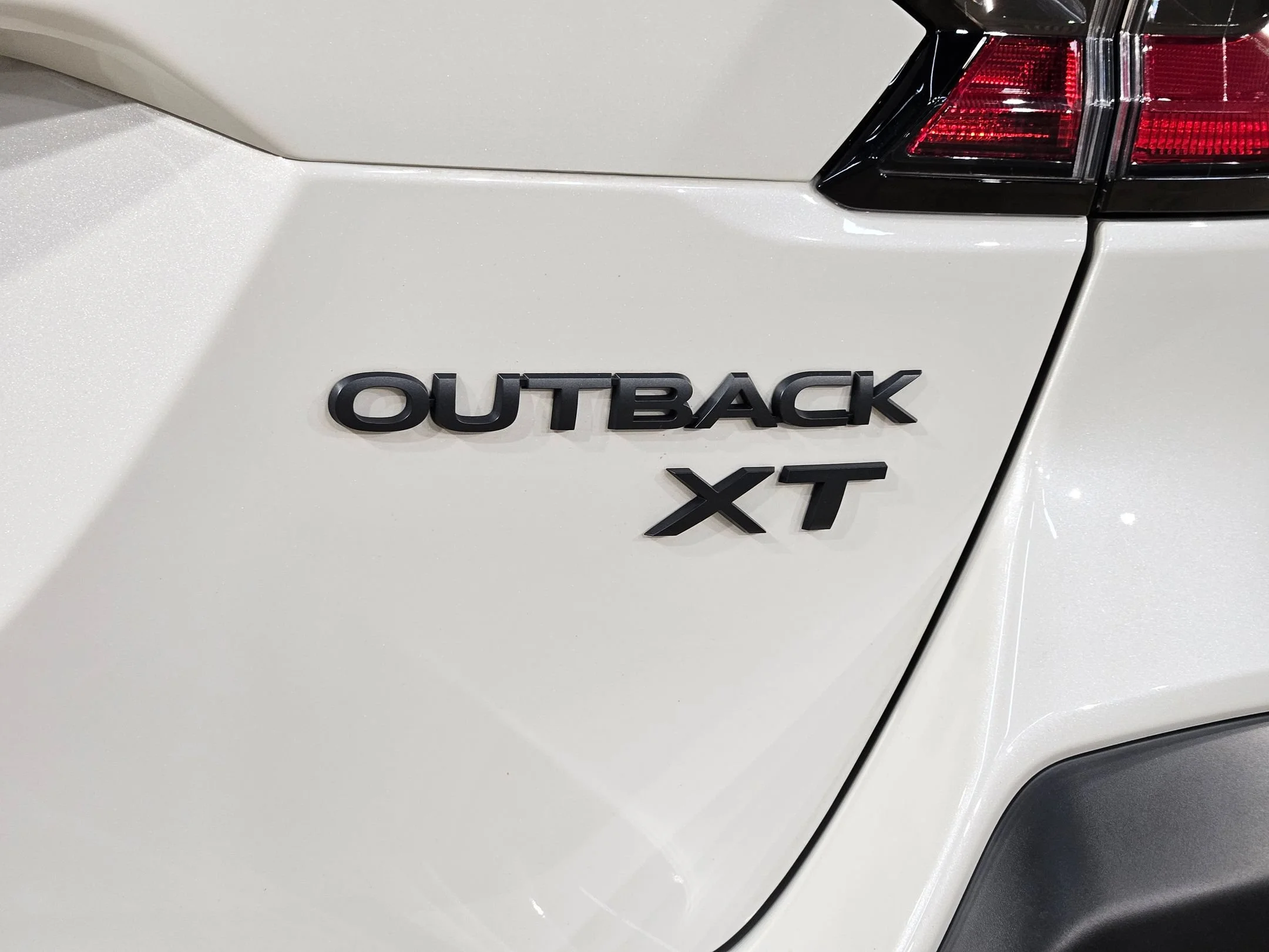 Used 2024 Crystal White Pearl Subaru Onyx Edition XT image 40