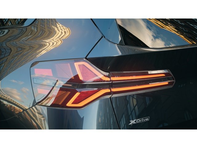 New 2026 Dark Graphite Metallic BMW 30 xDrive image 8