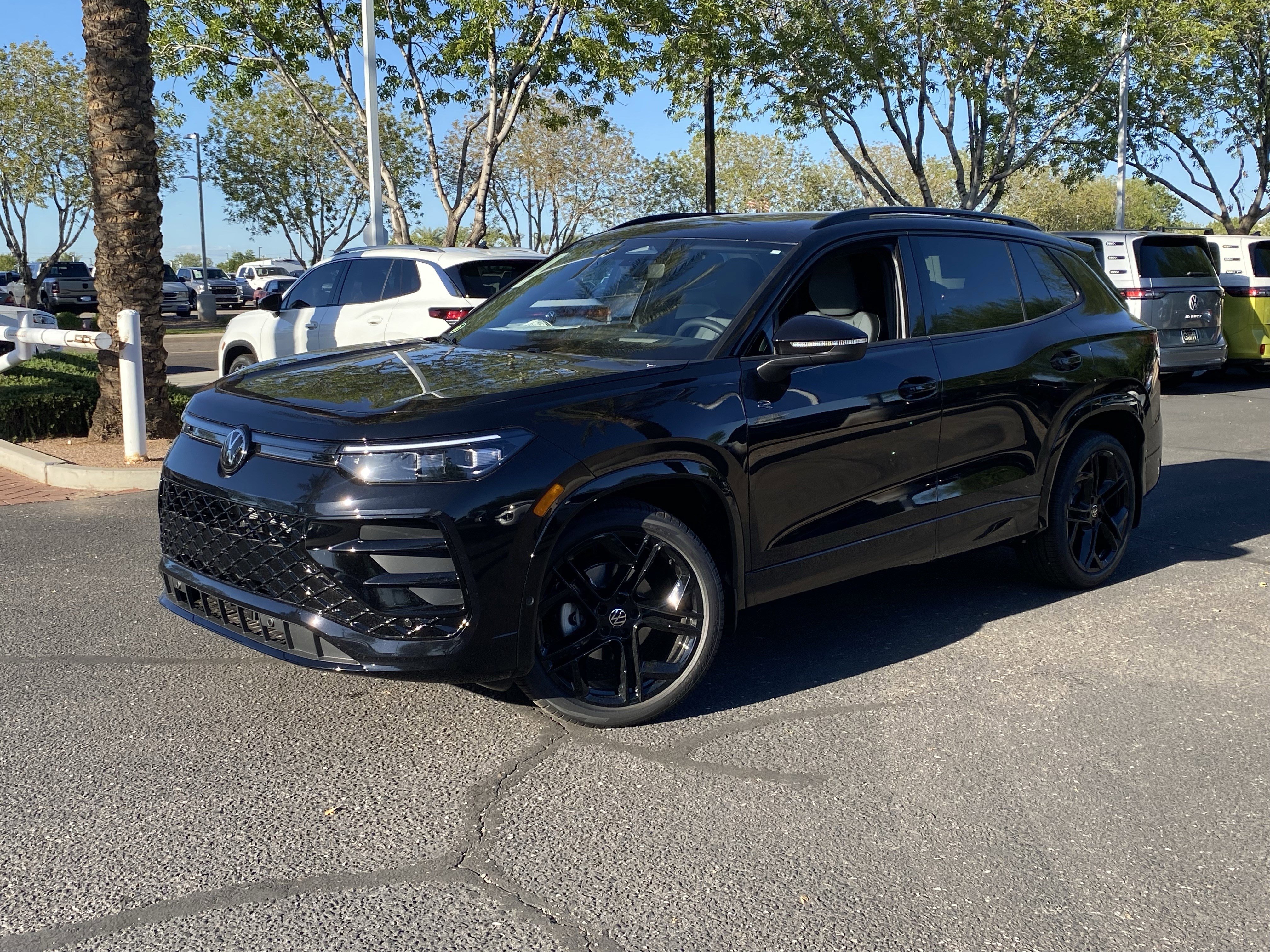 2026 Volkswagen Tiguan SE R-LINE BLACK - Photo 21