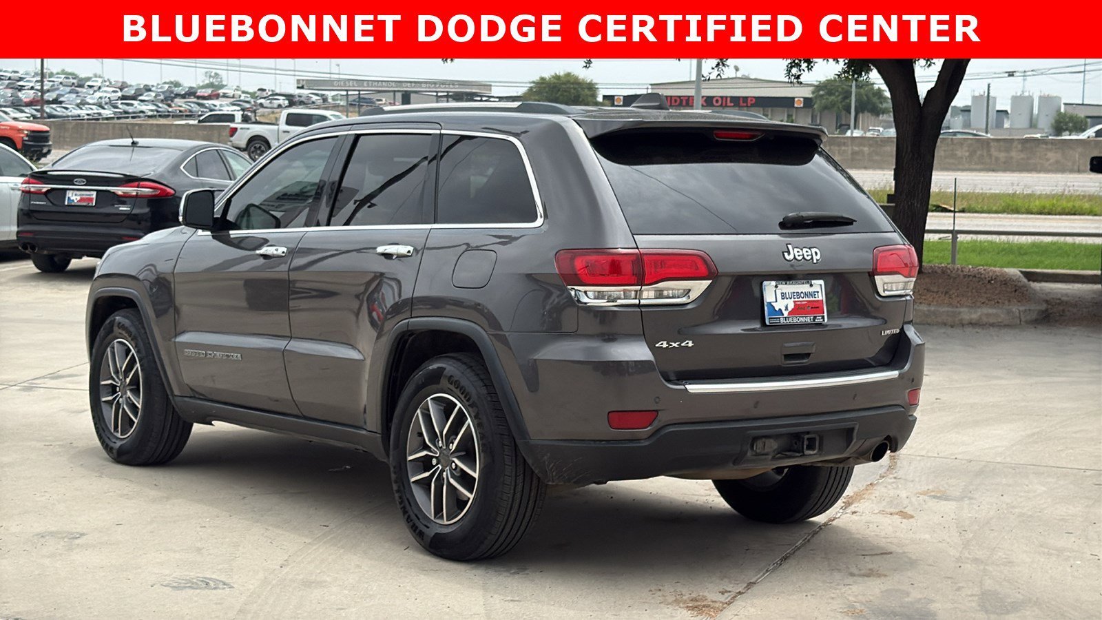 Used 2020 Granite Crystal Metallic Clearcoat Jeep Limited image 7