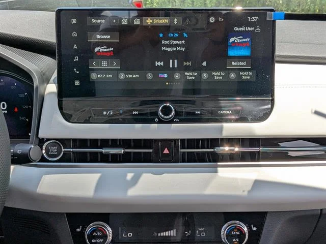 2025 Mitsubishi Outlander SE - Photo 18