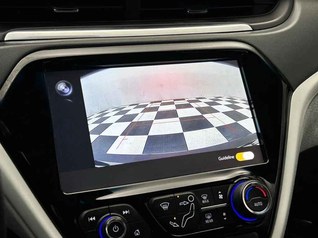 Used 2020 Gray Chevrolet LT image 21