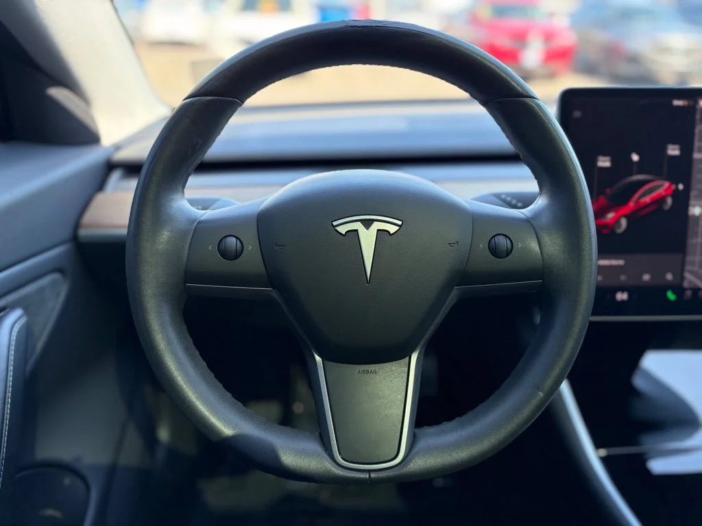 Used 2019 Black Tesla Performance image 17