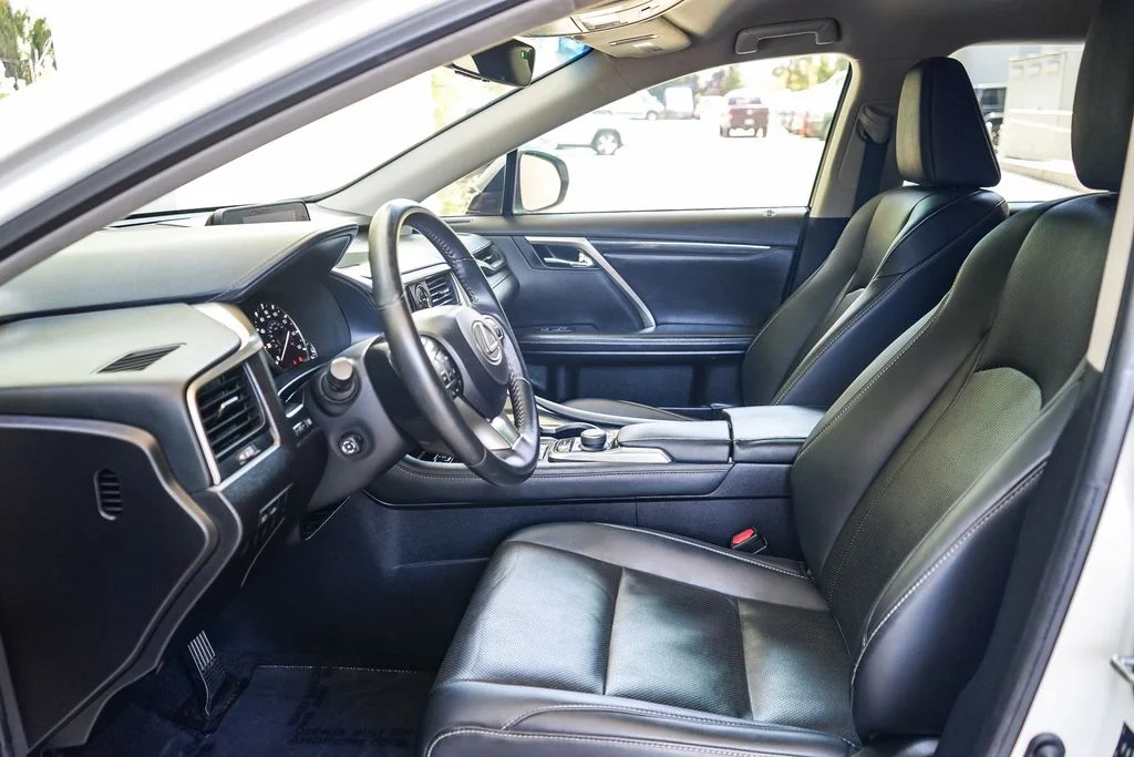 Used 2017 White Lexus 350 image 16