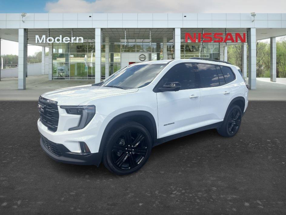 Used 2024 Summit White GMC FWD Elevation image 1