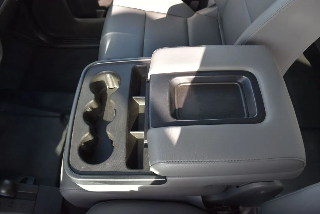 Used 2015 White Chevrolet Work Truck image 16