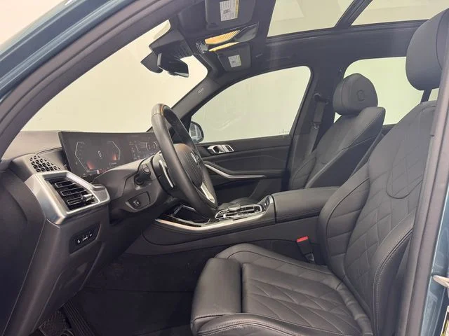 Used 2025 Blue Ridge Mountain Metallic BMW xDrive40i image 19