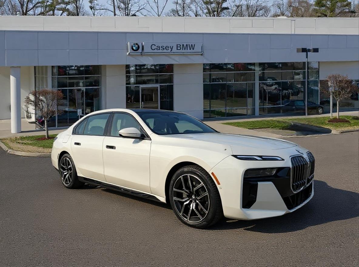 2026 BMW 7 Series 740i xDrive Sedan's photo