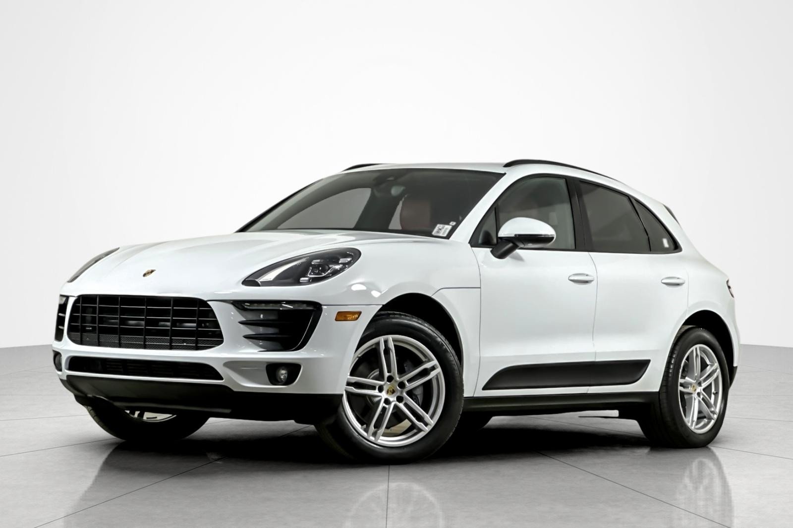 2018 Porsche Macan Base