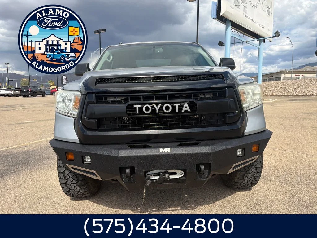 Used 2016 Silver Sky Metallic Toyota SR5 image 8