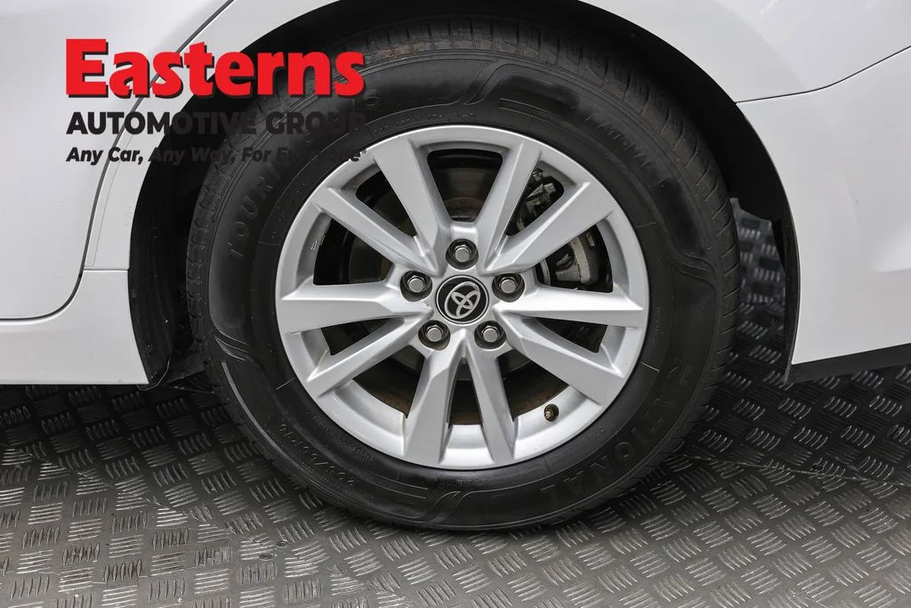 Used 2025 White Toyota LE image 8