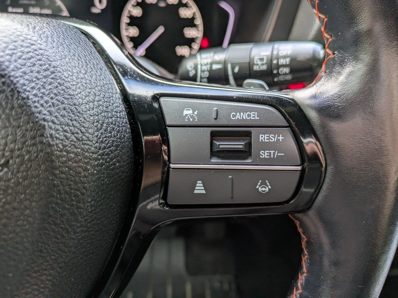 Used 2025 Diffused Sky Pearl Honda TrailSport image 26